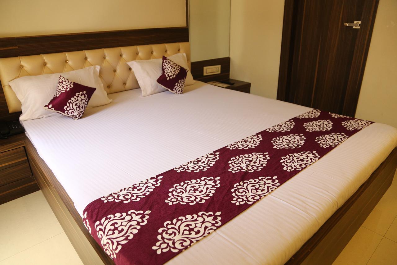 Hotel Kingsway Аджмер Екстериор снимка