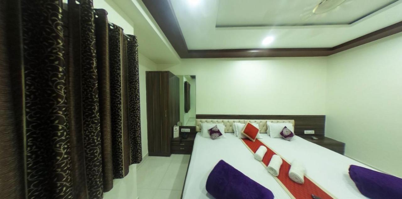 Hotel Kingsway Аджмер Екстериор снимка
