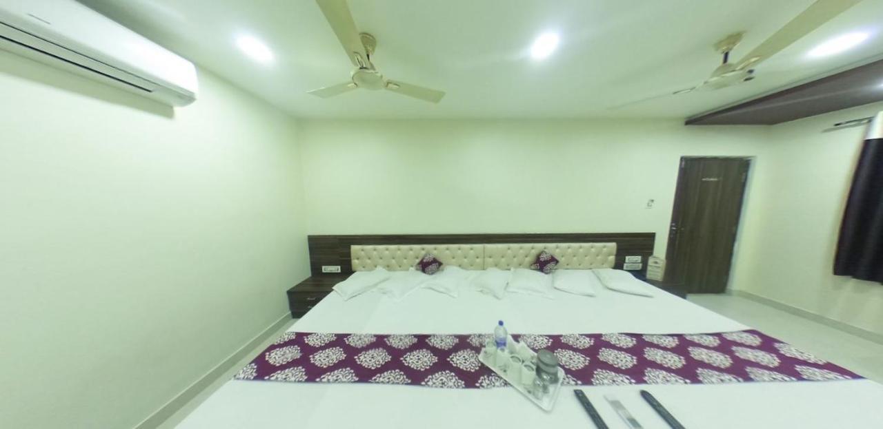 Hotel Kingsway Аджмер Екстериор снимка